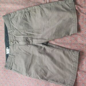 Volcom Men's Green Shorts size 30W